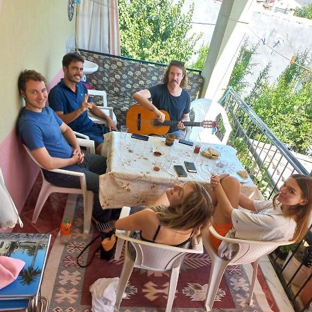 פאטהיה Adventurous Local Hostel מראה חיצוני תמונה
