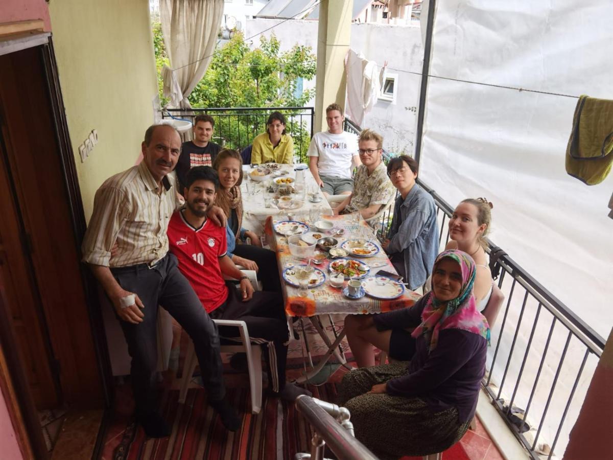 פאטהיה Adventurous Local Hostel מראה חיצוני תמונה