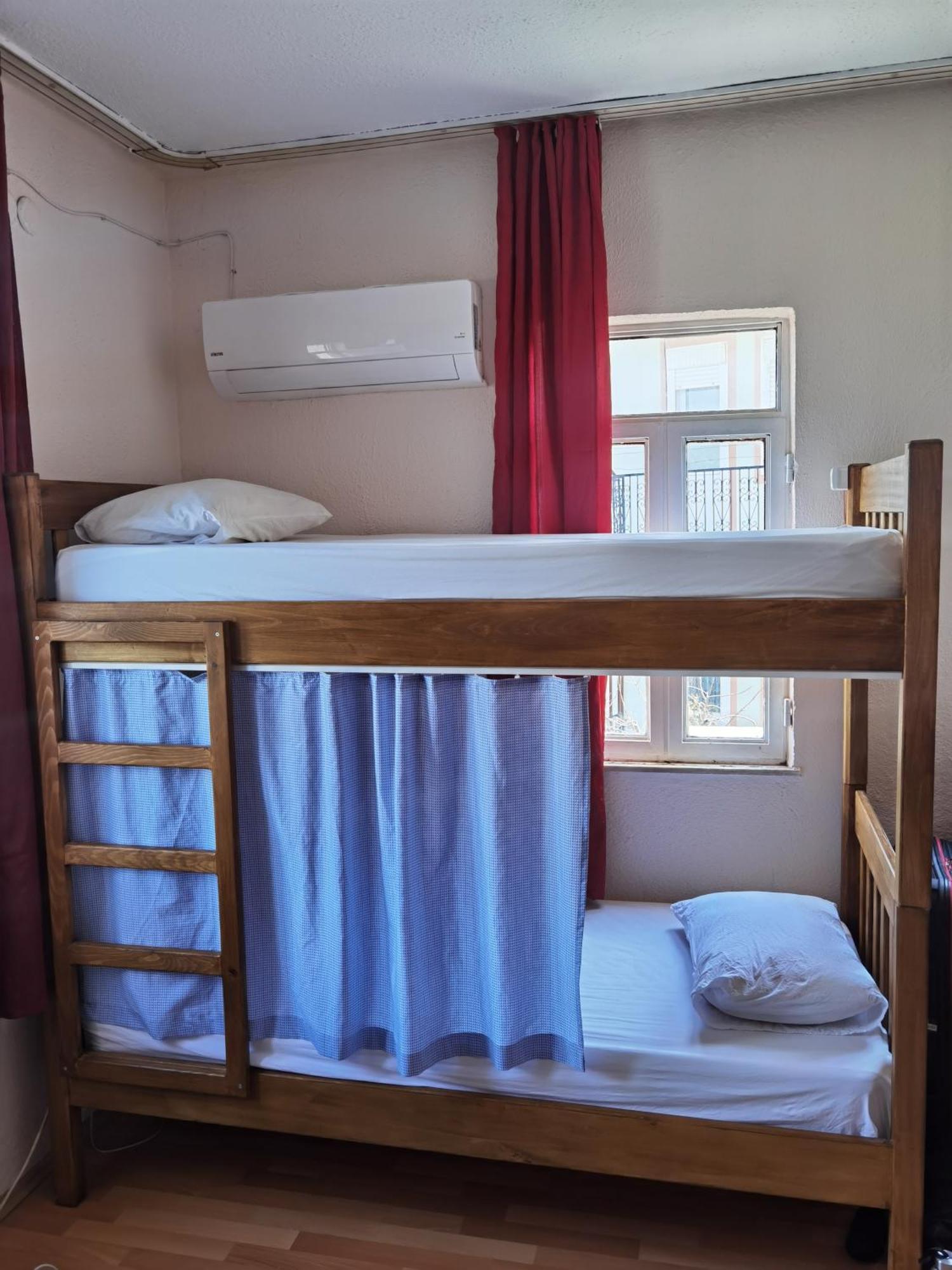 פאטהיה Adventurous Local Hostel מראה חיצוני תמונה